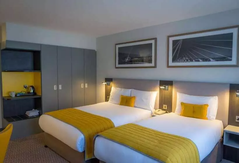 Fotos del hotel Maldron  Pearse Street:  19