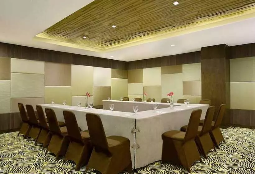 Fotos del hotel Santika Pandegiling Surabaya:  23