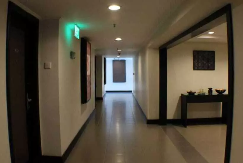 Fotos del hotel Santika Pandegiling Surabaya:  10