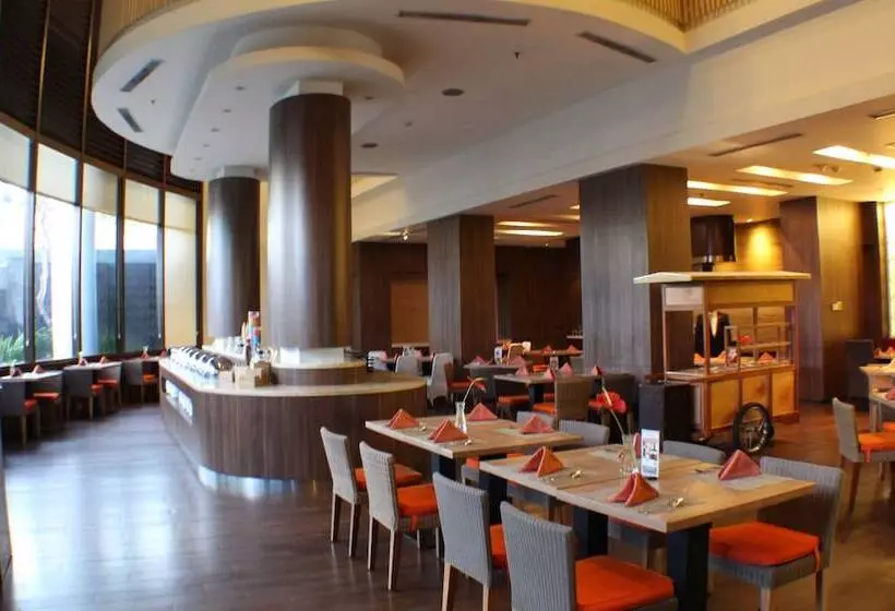 Fotos del hotel Santika Pandegiling Surabaya:  19