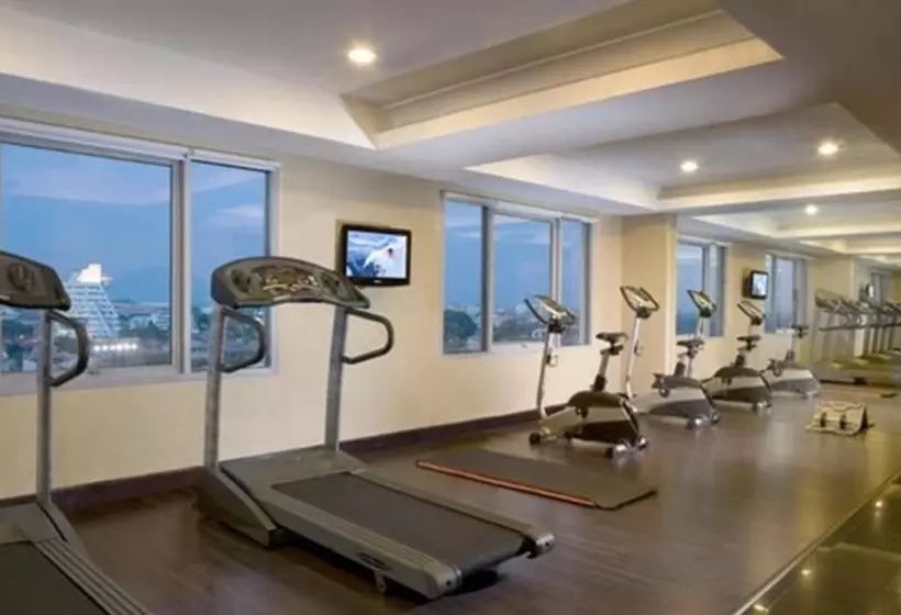 Fotos del hotel Santika Pandegiling Surabaya:  21