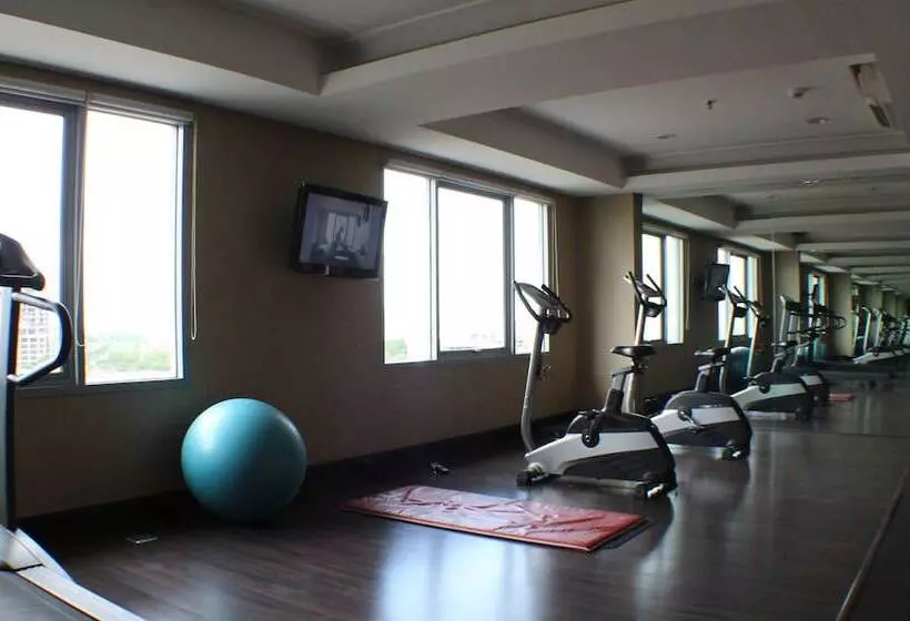 Fotos del hotel Santika Pandegiling Surabaya:  18