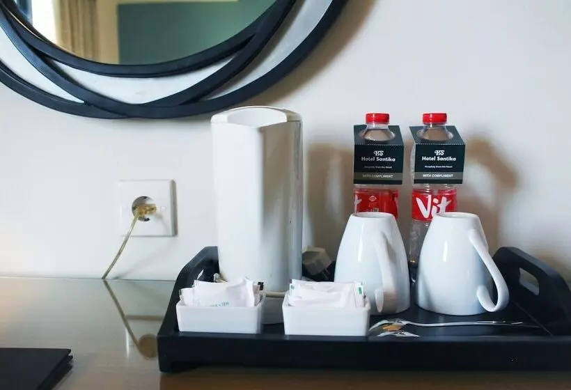 Fotos del hotel Santika Pandegiling Surabaya:  2