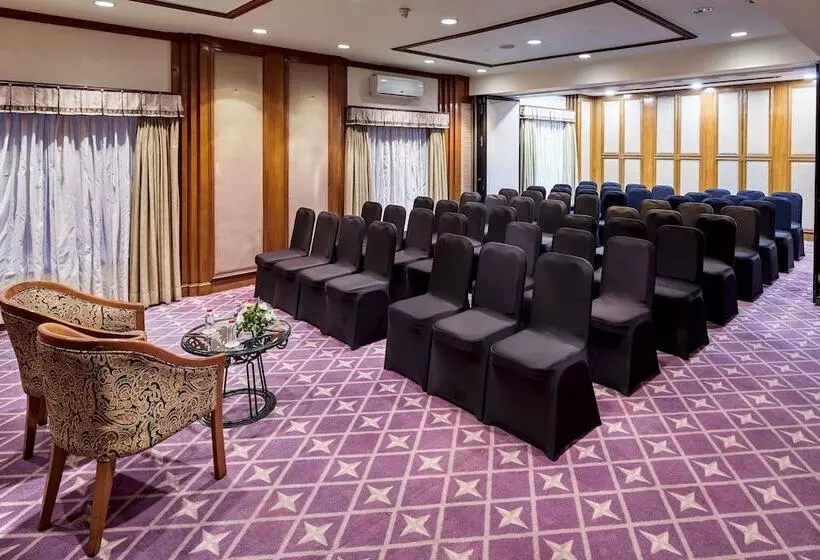 Fotos del hotel The Ummed Ahmedabad Airport:  20