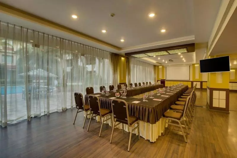 Fotos del hotel The Ummed Ahmedabad Airport:  5