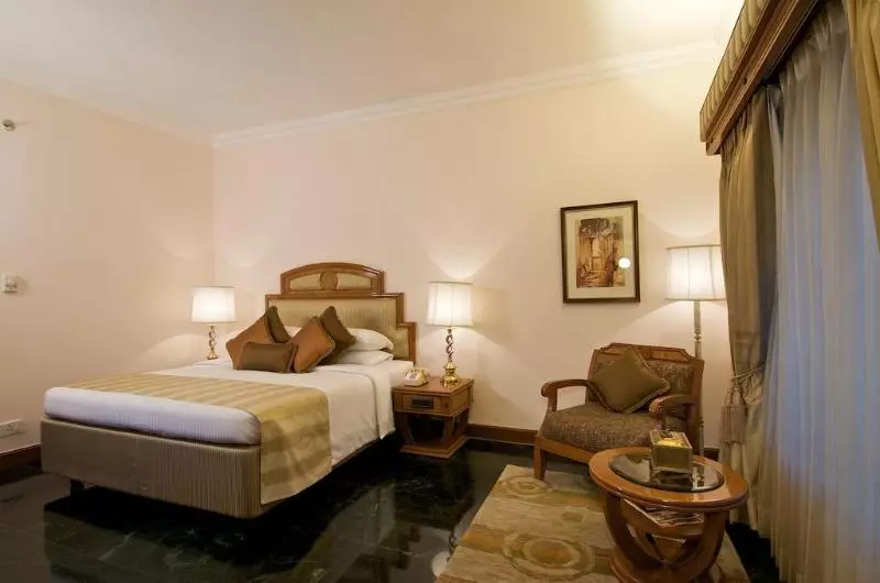 Fotos del hotel The Ummed Ahmedabad Airport:  7