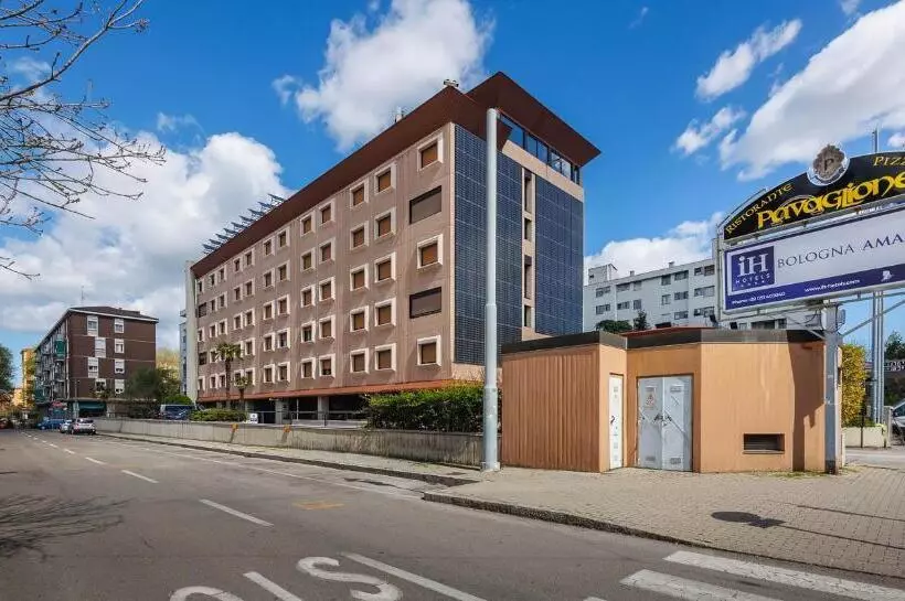 Ih Hotels Bologna Amadeus