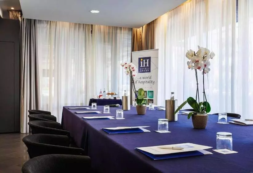 Fotos del hotel Ih Hotels Bologna Amadeus:  5