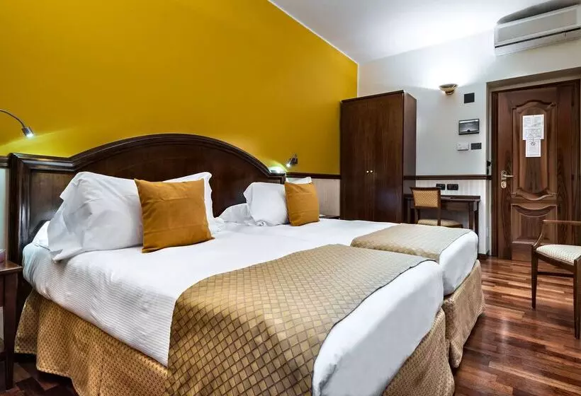 Fotos del hotel Worldhotel Casati 18:  2