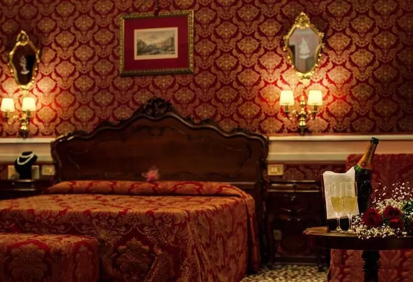 Fotos del hotel Antica Locanda Sturion Residenza D Epoca:  22