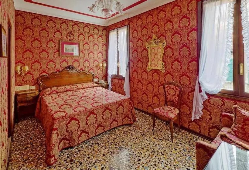 Fotos del hotel Antica Locanda Sturion Residenza D Epoca:  14