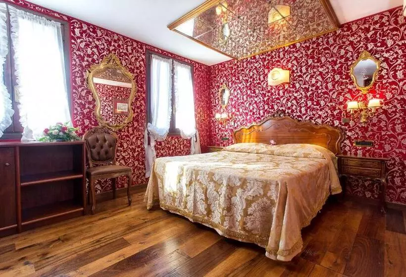 Fotos del hotel Antica Locanda Sturion Residenza D Epoca:  15