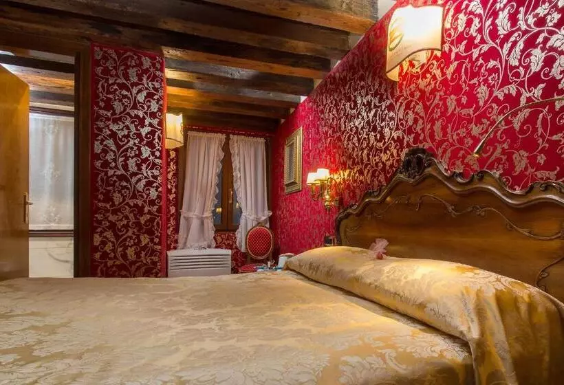 Fotos del hotel Antica Locanda Sturion Residenza D Epoca:  24