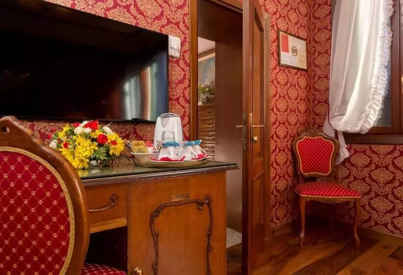 Fotos del hotel Antica Locanda Sturion Residenza D Epoca:  20