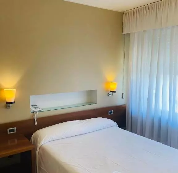 Fotos del hotel Ghironi:  13