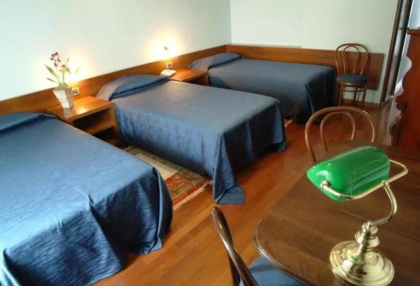 Fotos del hotel Ghironi:  21