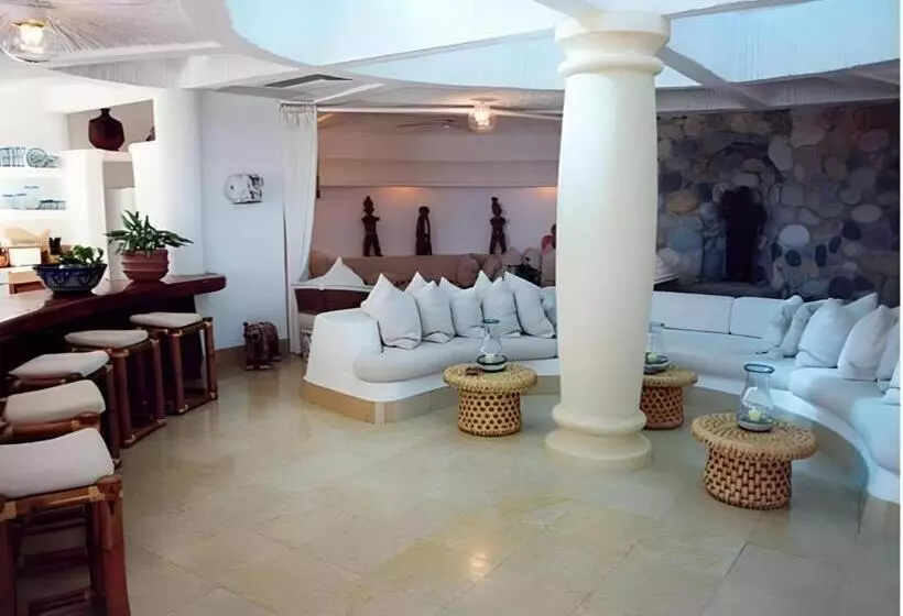 Fotos del hotel Club Cascadas De Baja:  3