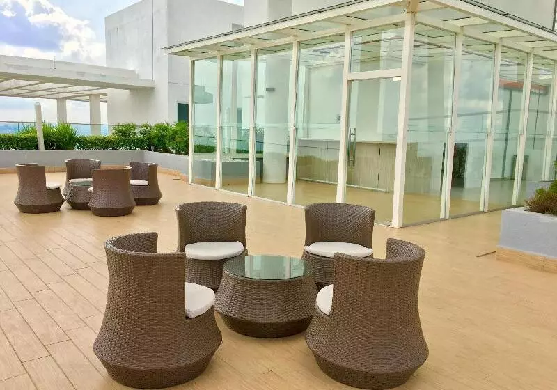 Fotos del hotel Selesa:  10