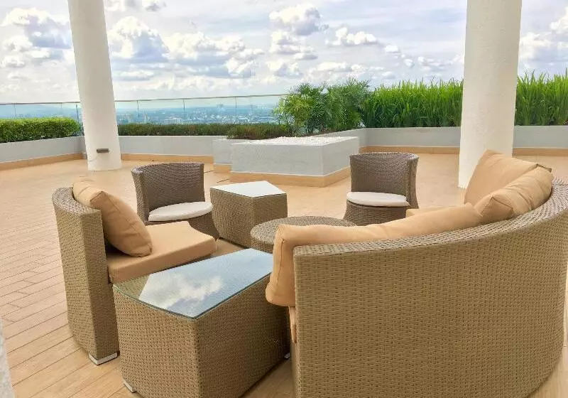 Fotos del hotel Selesa:  8