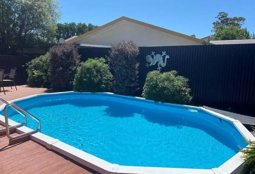 Fotos del hotel Knightsbridge Court Motor Lodge:  16