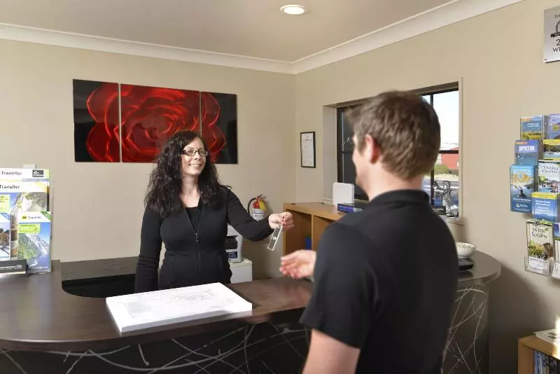 Fotos del hotel Knightsbridge Court Motor Lodge:  3