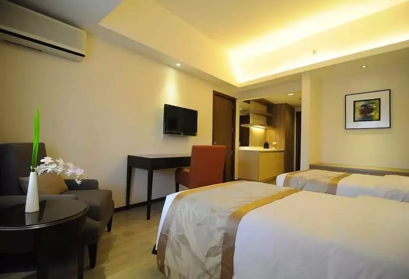 Fotos del hotel Imperial Palace Suites:  14