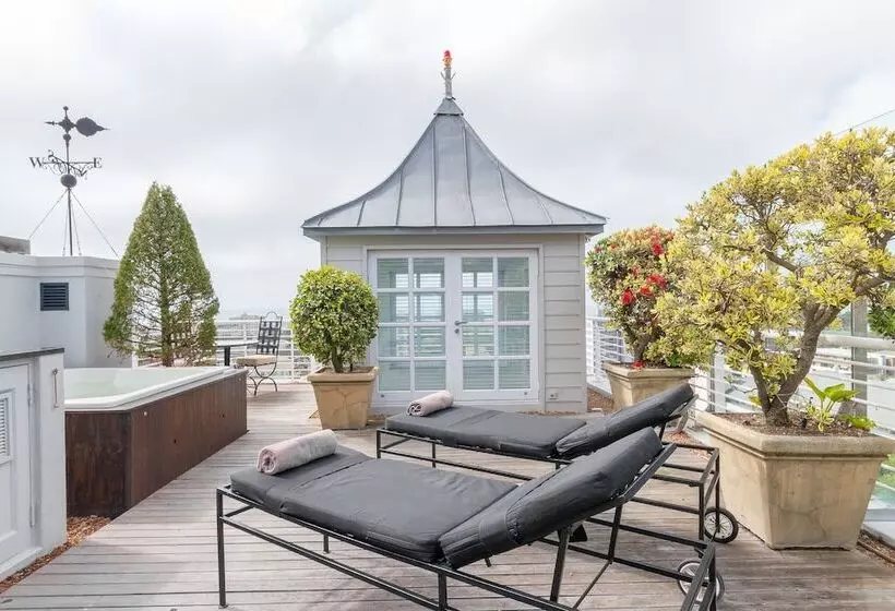 Fotos del hotel Romney Park Luxury Apartments:  4