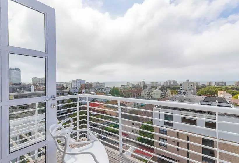 Fotos del hotel Romney Park Luxury Apartments:  9