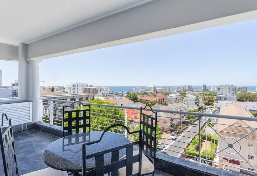 Fotos del hotel Romney Park Luxury Apartments:  7