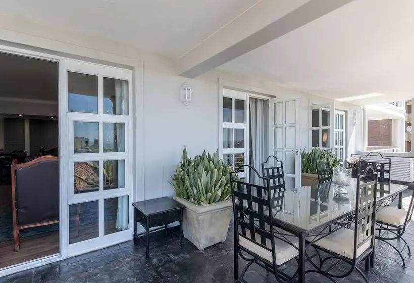 Fotos del hotel Romney Park Luxury Apartments:  6