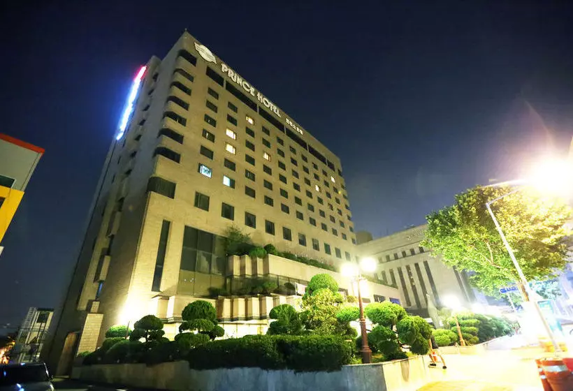 Fotos del hotel Prince Hotel:  6