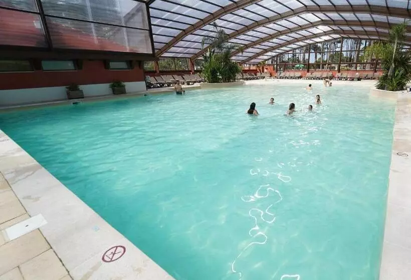 Fotos del hotel Ohai Nazaré Outdoor Resort:  20