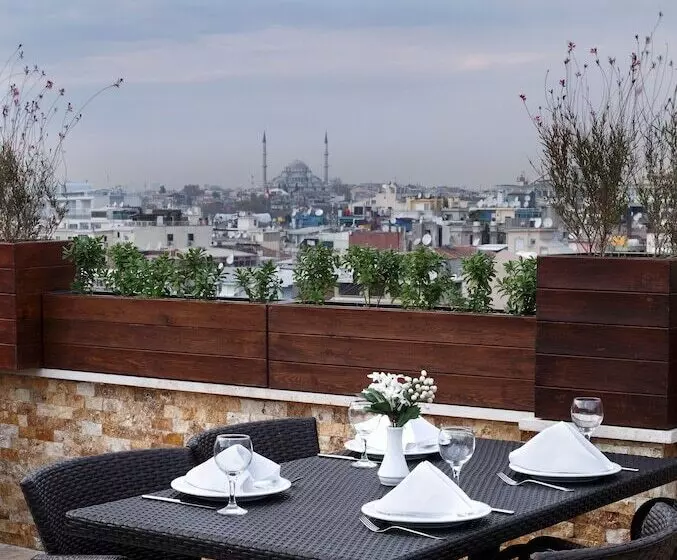 Fotos del hotel Darkhill:  11