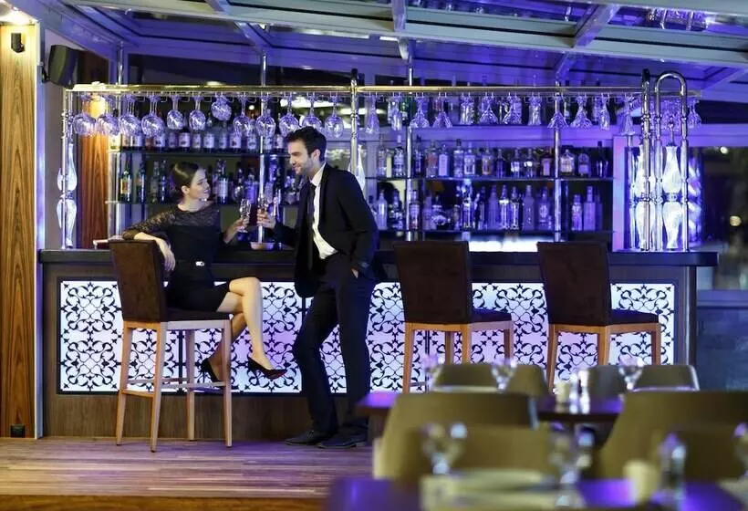 Fotos del hotel Darkhill:  9