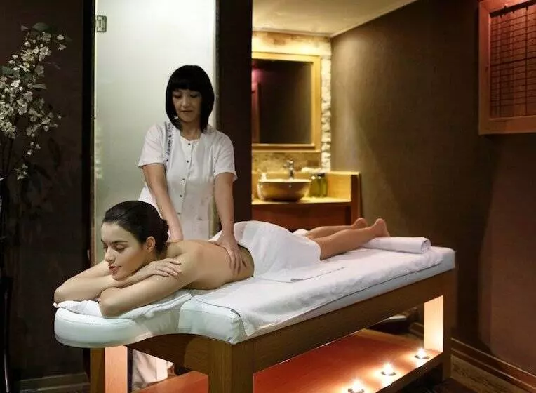 Fotos del hotel Darkhill:  28