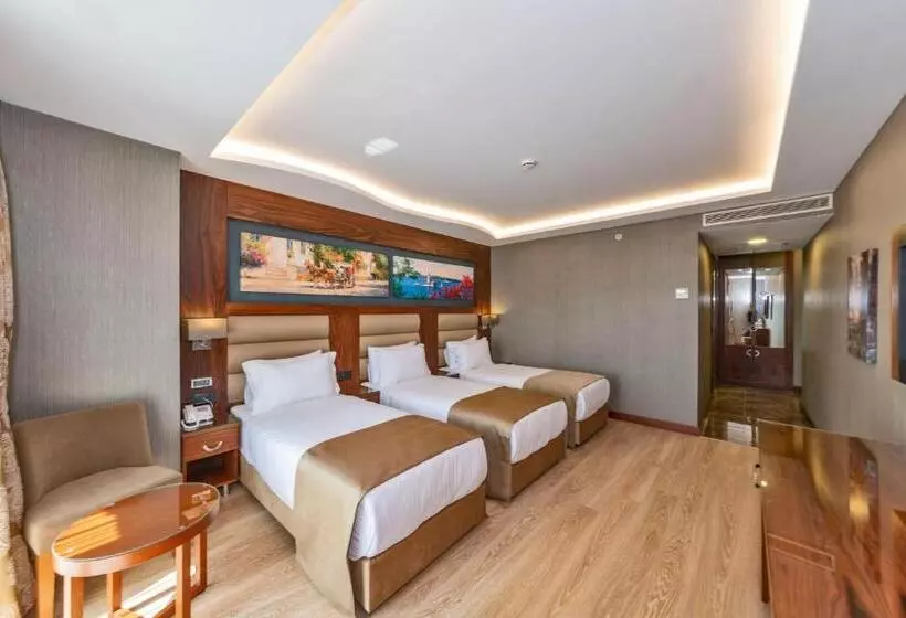 Fotos del hotel Piya Sport:  18