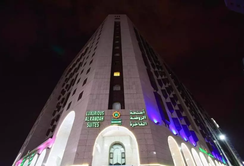 Luxurious Al Rawdah Suites