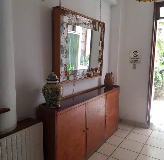 Fotos del hotel Villa Lourdes:  13