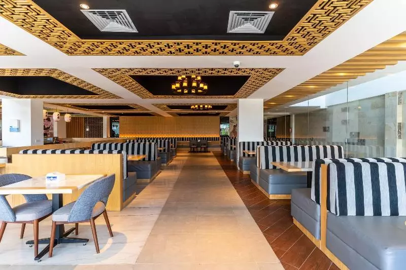 Fotos del hotel The Capital  And Resort Seminyak:  4