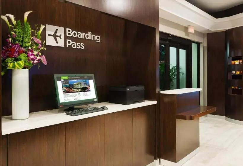 Fotos del hotel Courtyard Miami Downtown Brickell Area:  10