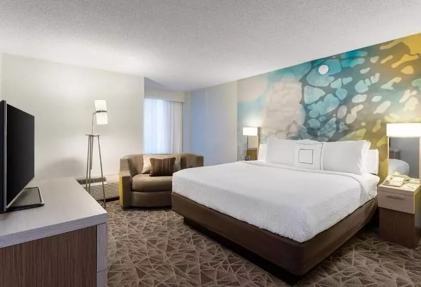 Courtyard Miami Downtown Brickell Area