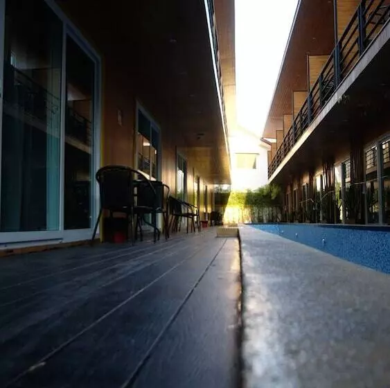 Fotos del hotel Resort V  Mrt Huai Khwang:  9