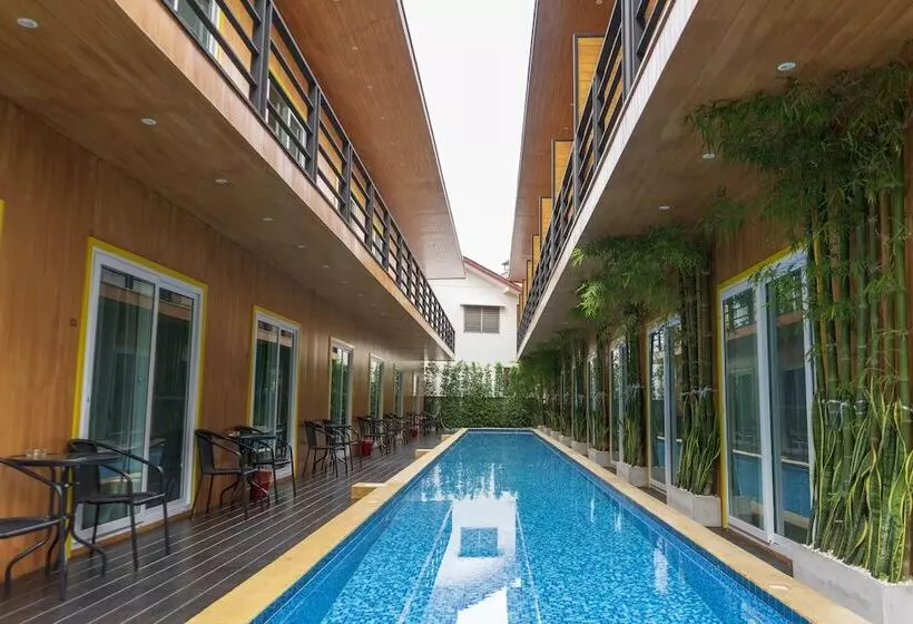 Resort V  Mrt Huai Khwang