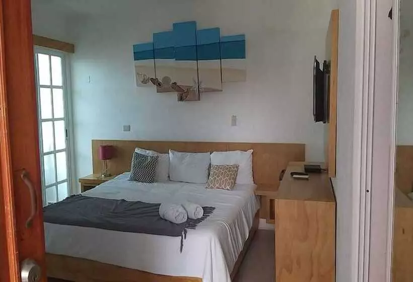 Fotos del hotel & Beach Club Ojo De Agua:  8
