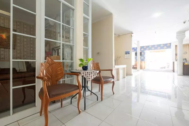 Fotos del hotel Spot On 2419 Rumah Nugraha Hotel Syariah:  14