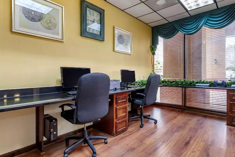 Fotos del hotel Comfort Inn & Suites Houston I-10 West Energy Corridor:  25