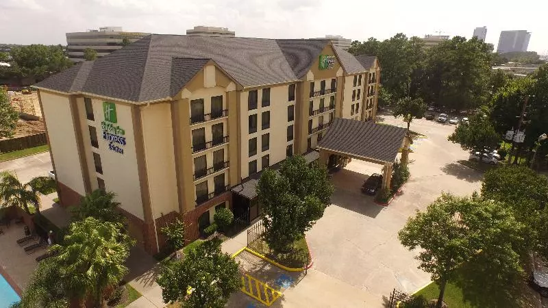 Fotos del hotel Comfort Inn & Suites Houston I-10 West Energy Corridor:  24