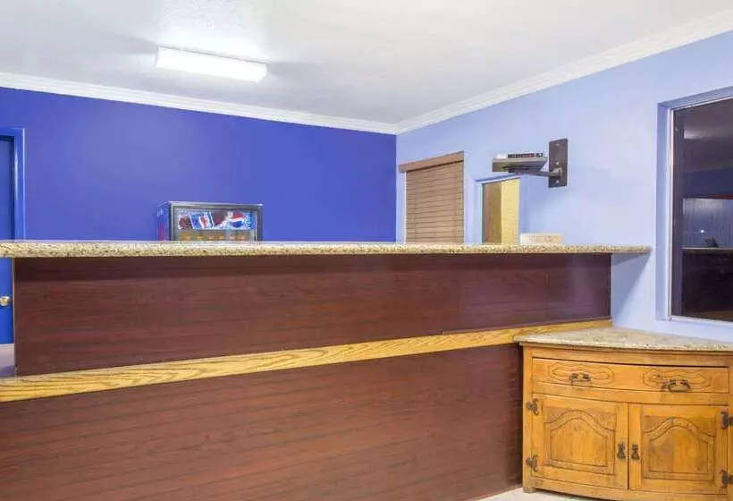 Fotos del hotel Knights Inn Fairground:  2