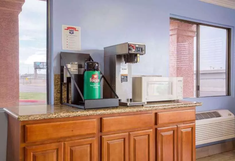 Fotos del hotel Knights Inn Fairground:  3