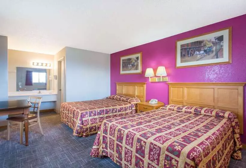 Knights Inn Fairground